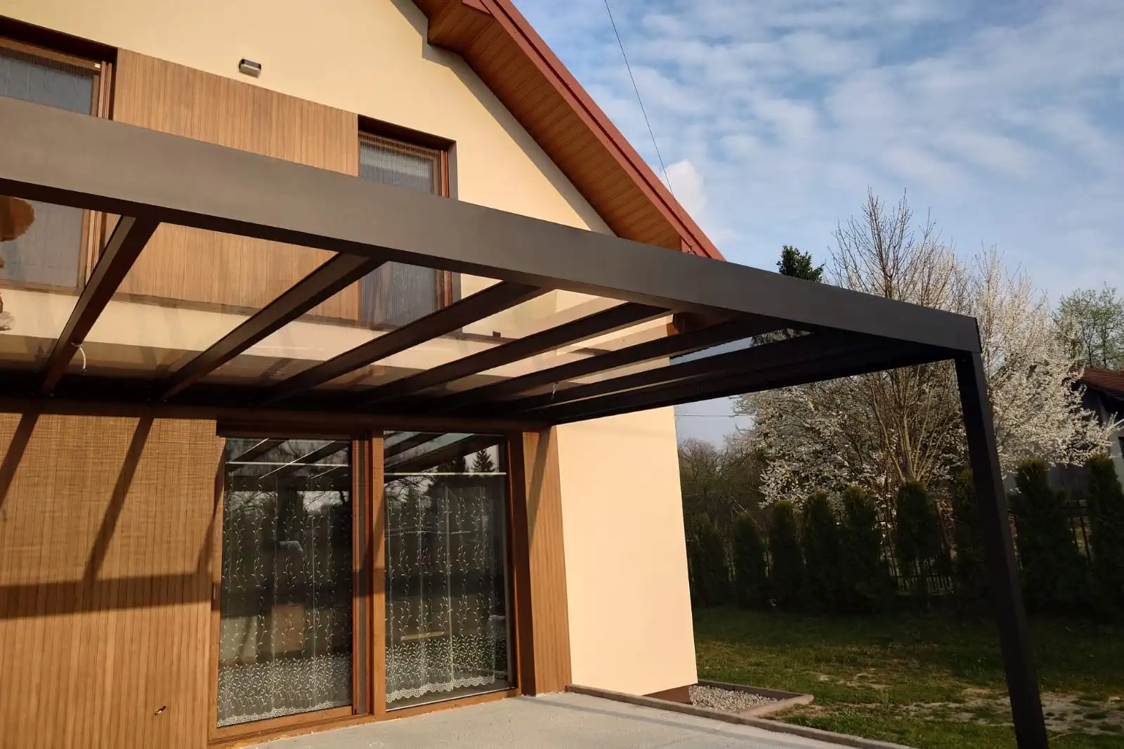 Realizacja Euro Fences: Pergola – Pusta Wola 04.2026 - Pusta Wola (zdjęcie 1)