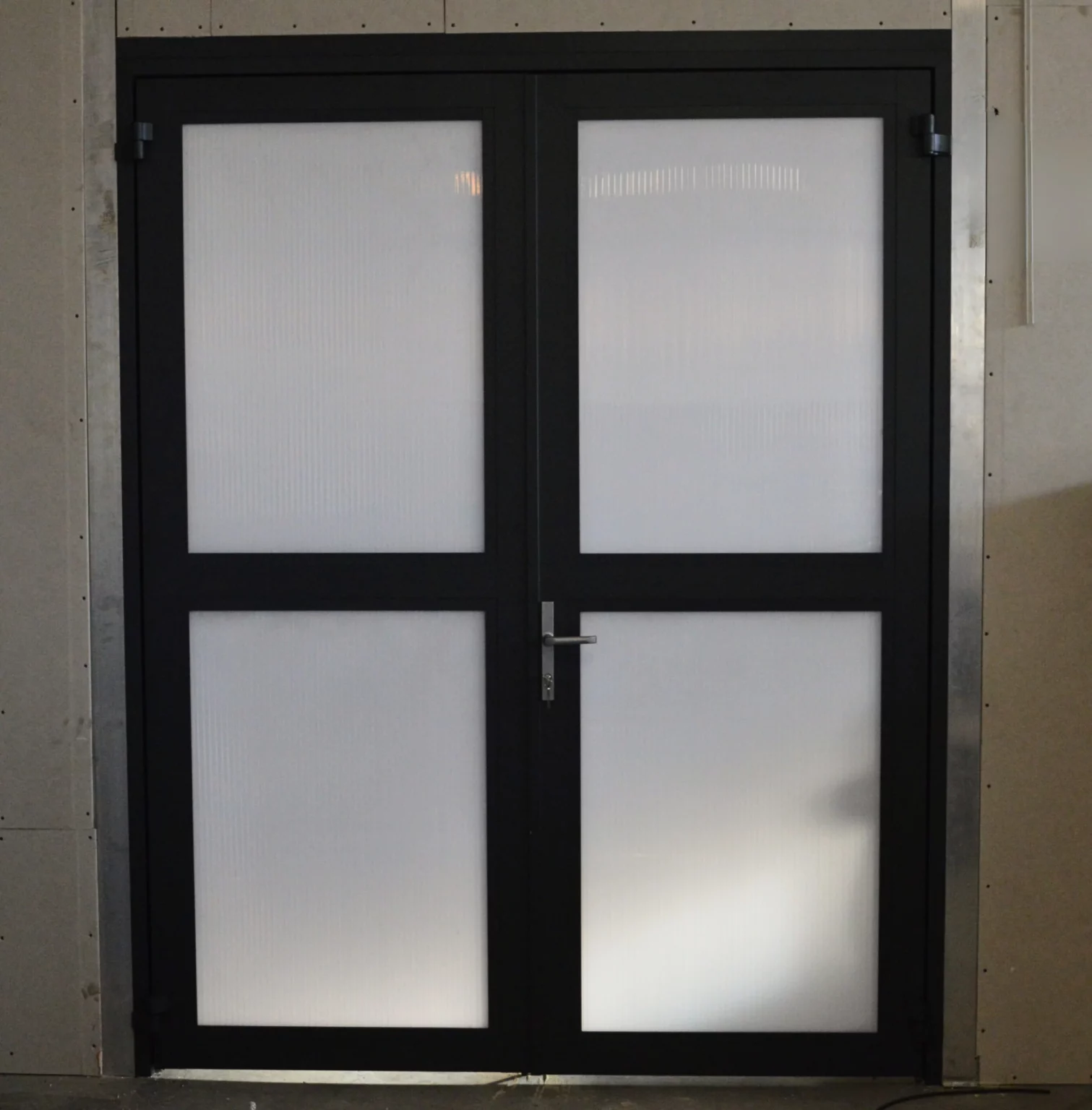 drzwi-przemyslowe-scaled