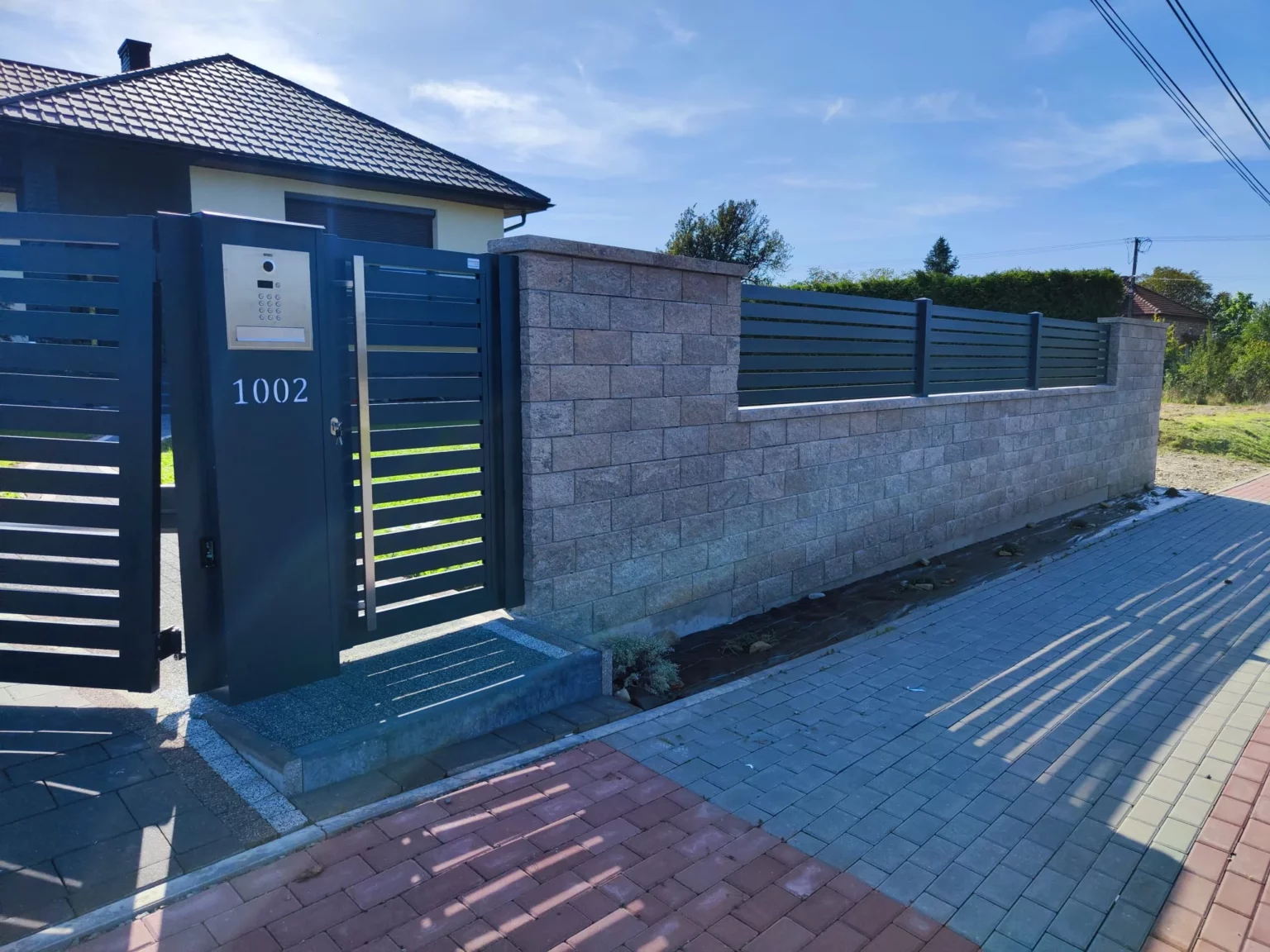 slupek-multimedialny-2023-2