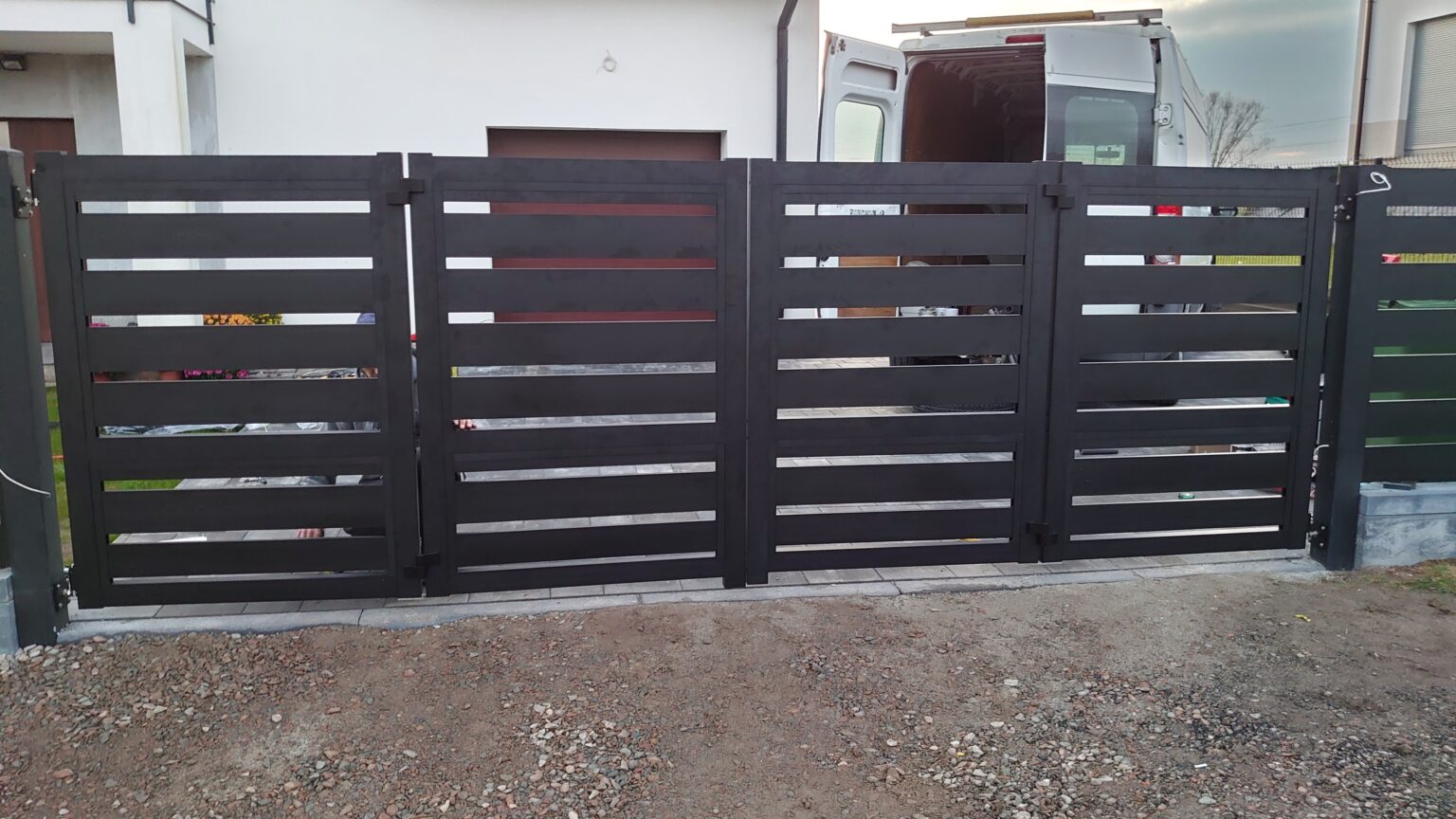 BRAMA HARMONIJKOWA CASTLE 2021 D (1)