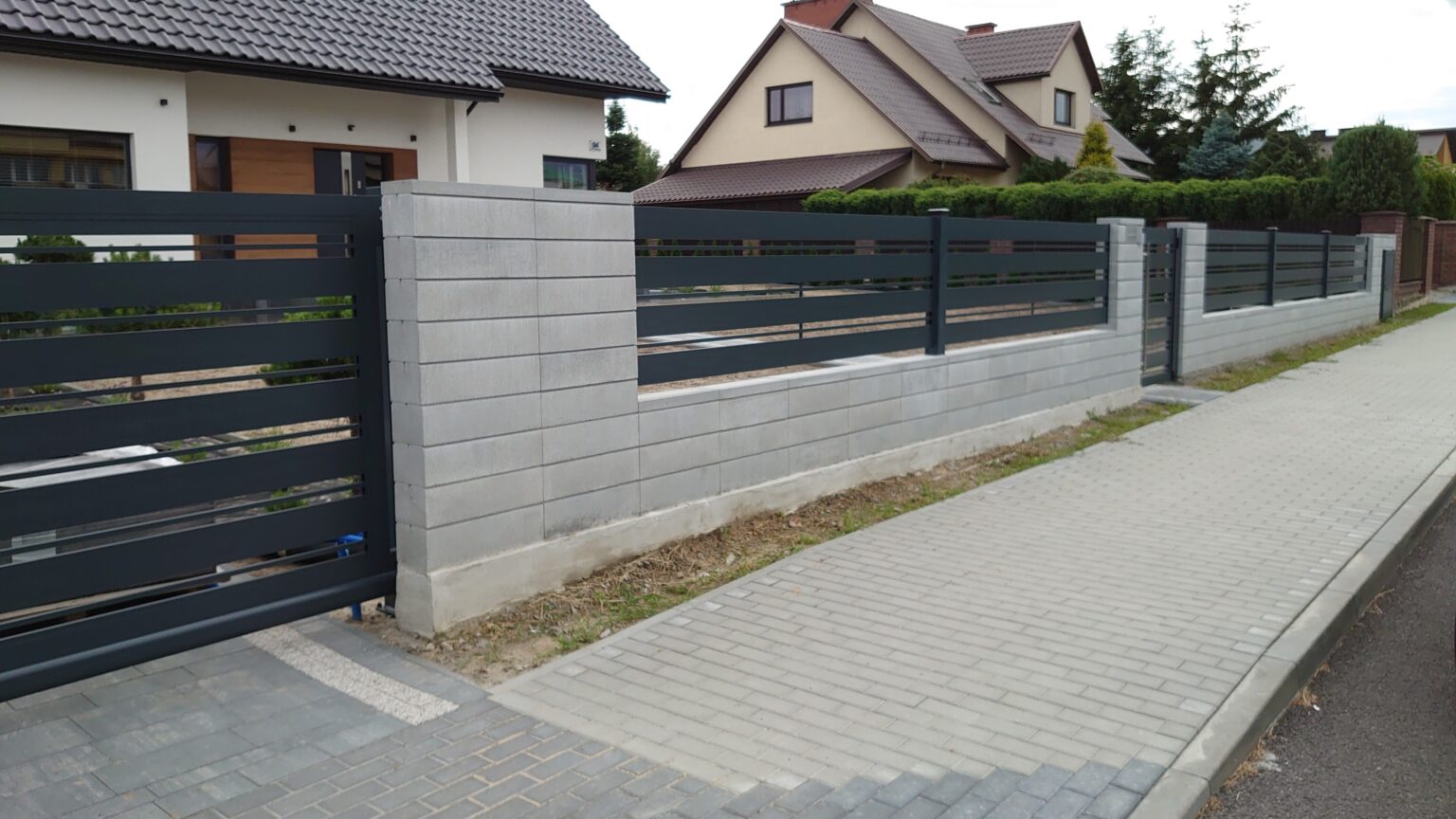 FRIZ BRAMA + PRZESLA 2022 M