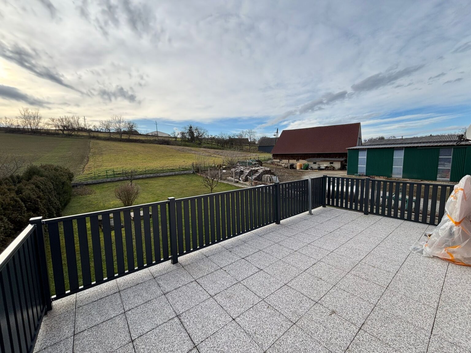 ogrodzenia-aluminiowe-euro-fences-balustrada-balkonowa-nu