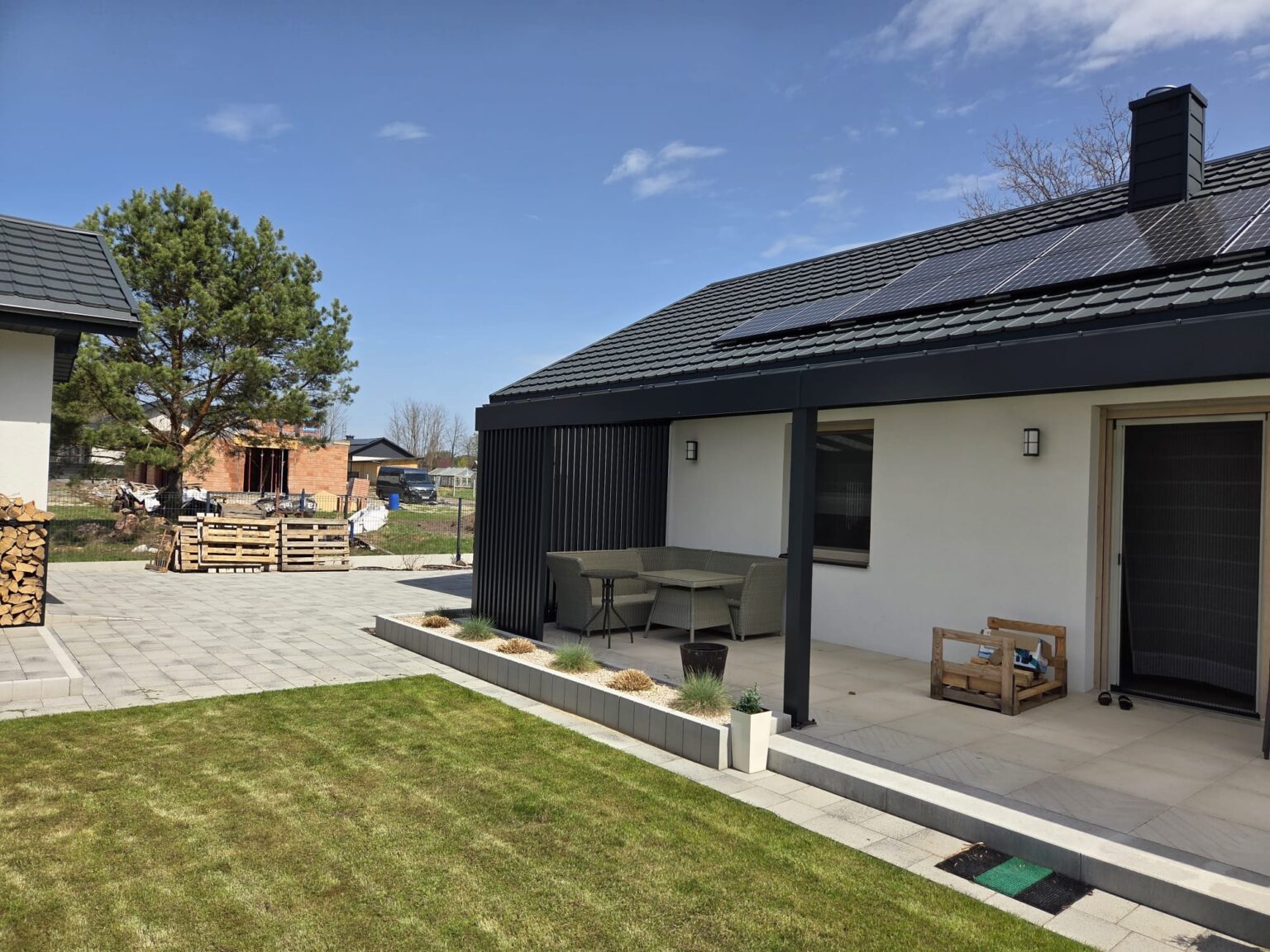 aluminiowa-pergola-zadaszenie-euro-fences-bilgoraj